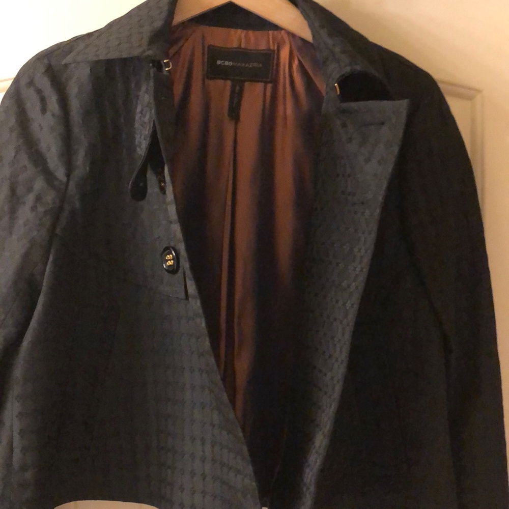 Coat - Picture 8 of 8
